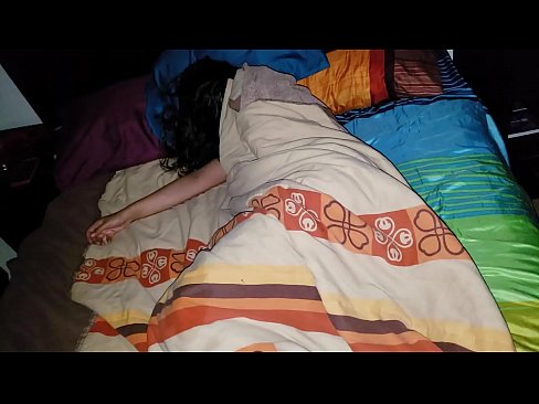 ❤️ Stepson jgħajjar lill-mara żagħżugħa tiegħu waqt li torqod. ️❌ Sluts fil-porn mt.onlydesiporn.ru ❌